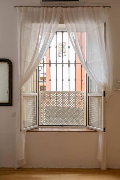 Precioso Apartamento Nuevo En Sevilla Centro 4Pax Exterior foto